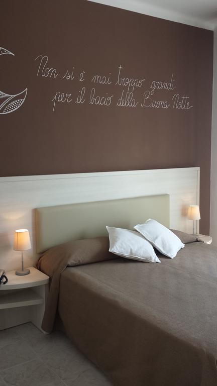 Hotel Bel Sit アラッシオ エクステリア 写真
